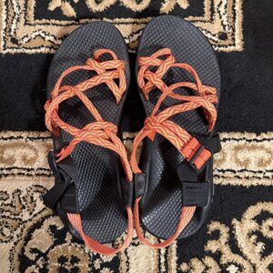 NWOT Chacos Sandals ZX/2 Sport w/ Toe Strap Orange, Yellow, Red Wave W Size 8